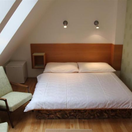 A.Dalia Hotel Карлови Вари Екстериор снимка