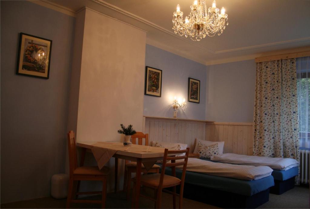 A.Dalia Hotel Карлови Вари Екстериор снимка