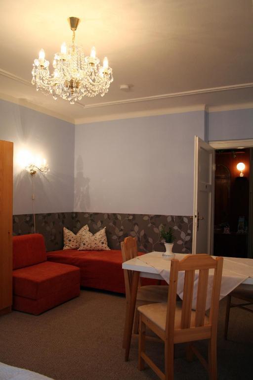 A.Dalia Hotel Карлови Вари Екстериор снимка